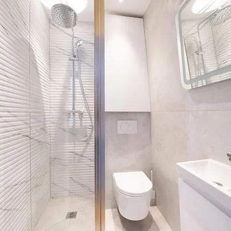 Beautiful Flat In 17th Apartmán Paříž
