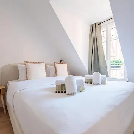 شقة Beautiful Flat In 17th باريس